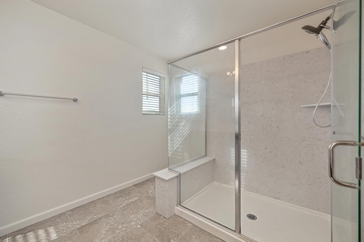 5833 Dulwich Way