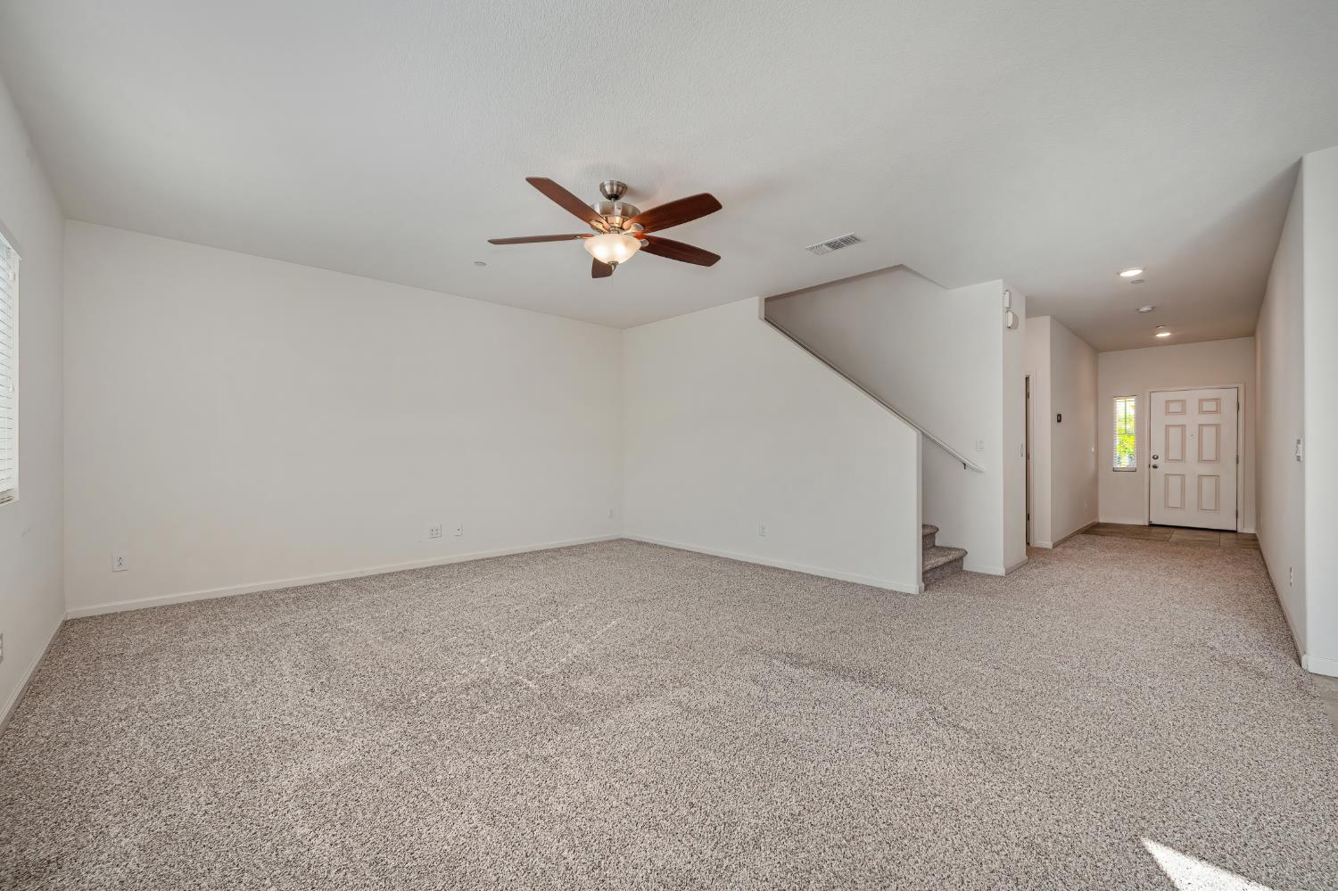 5833 Dulwich Way