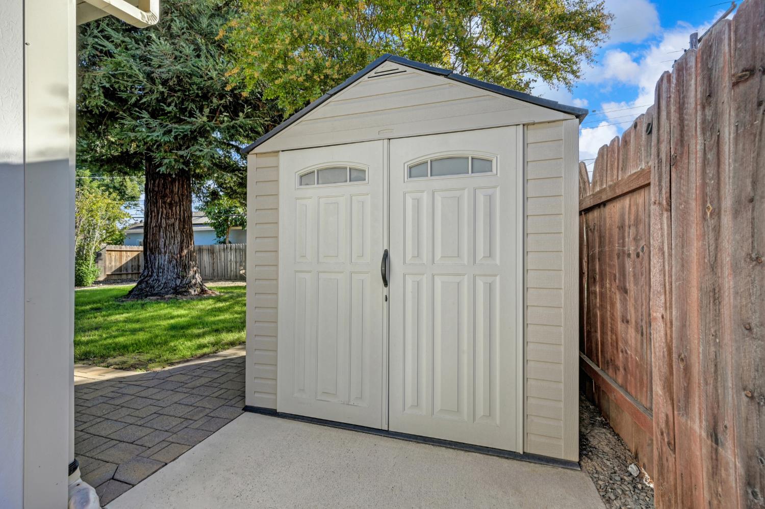 2604 Northview Drive