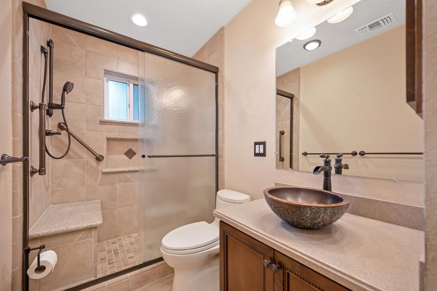 2604 Northview Drive