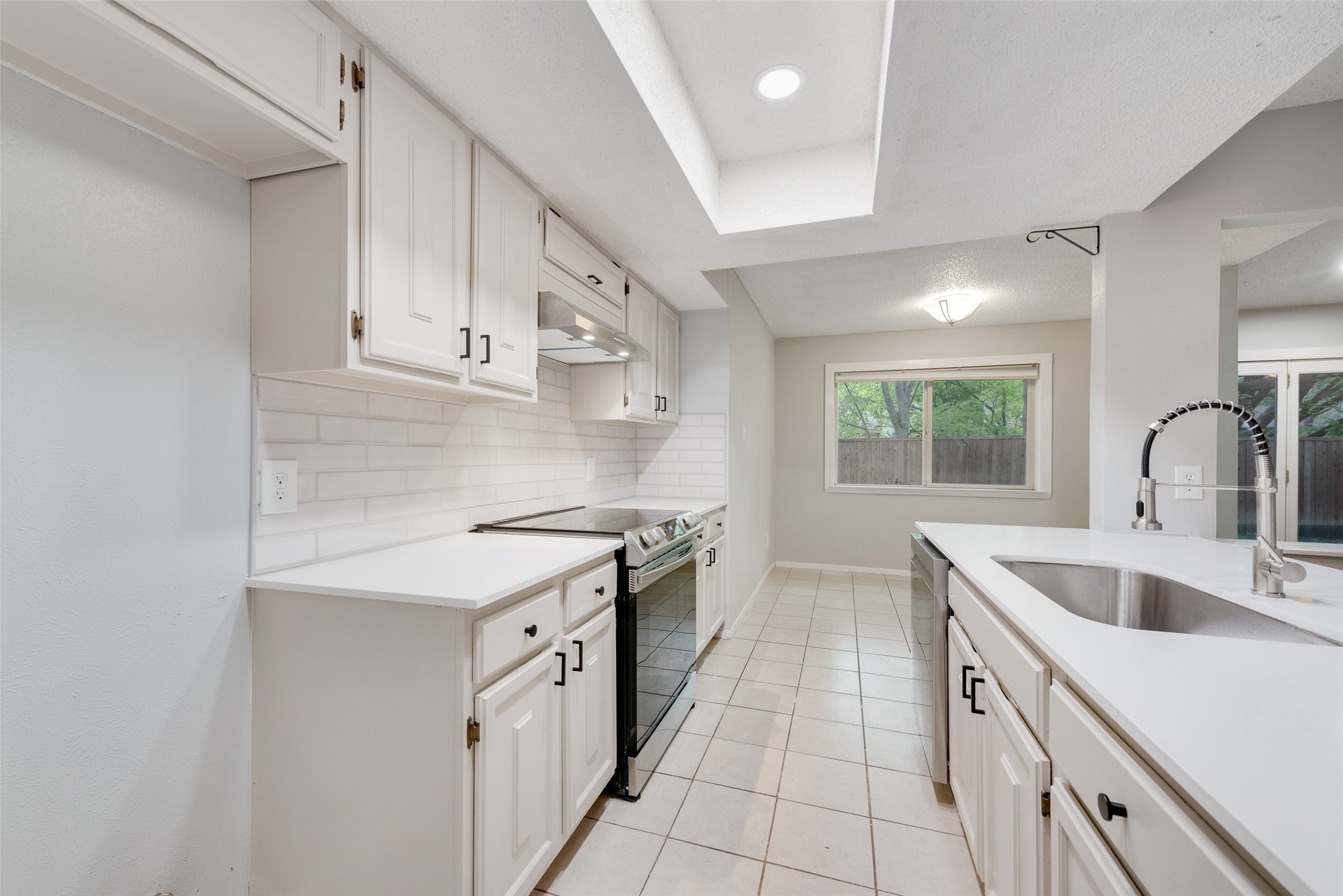 1910 Bedrock Lane