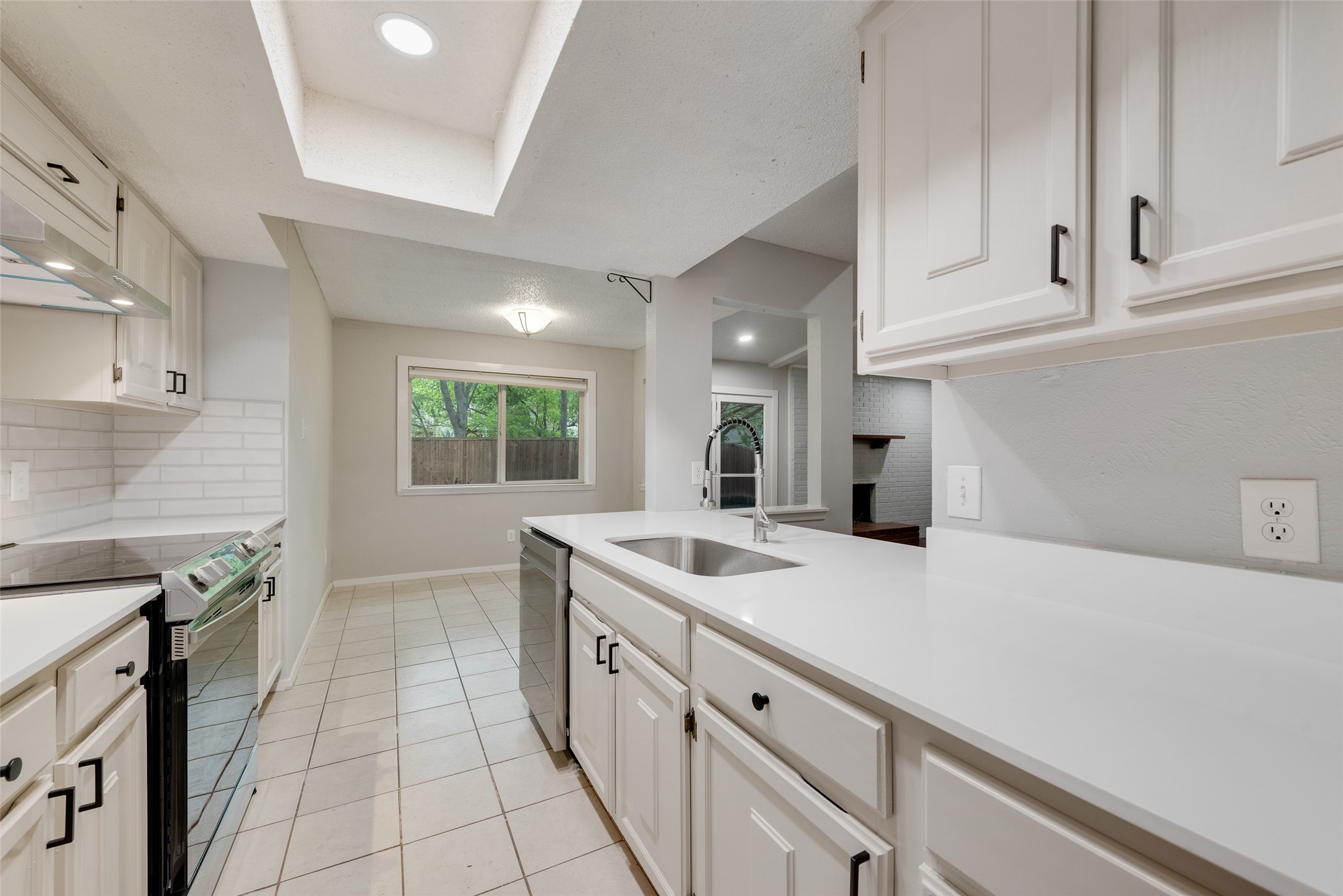 1910 Bedrock Lane