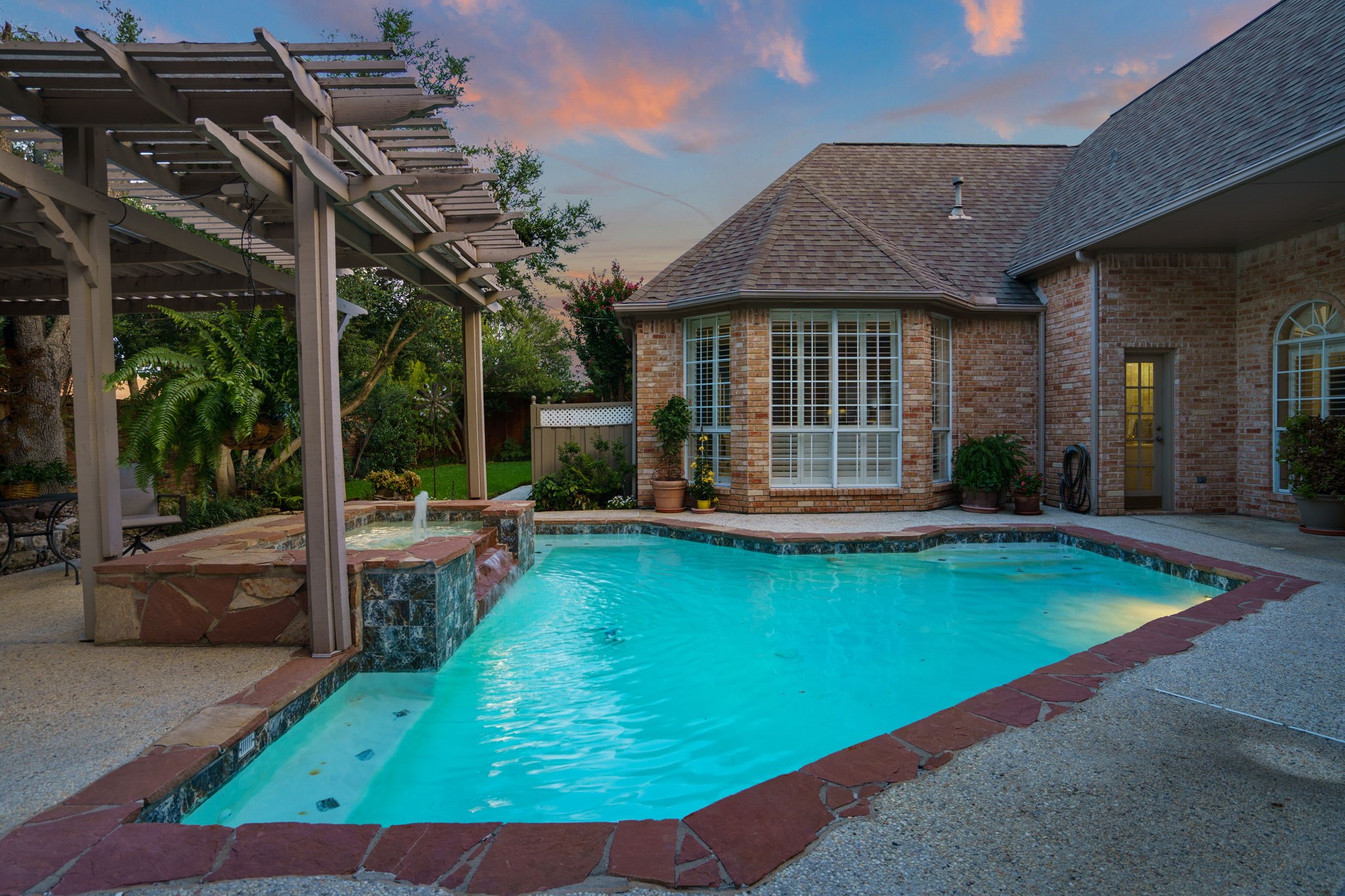 5100 Sunningdale Court