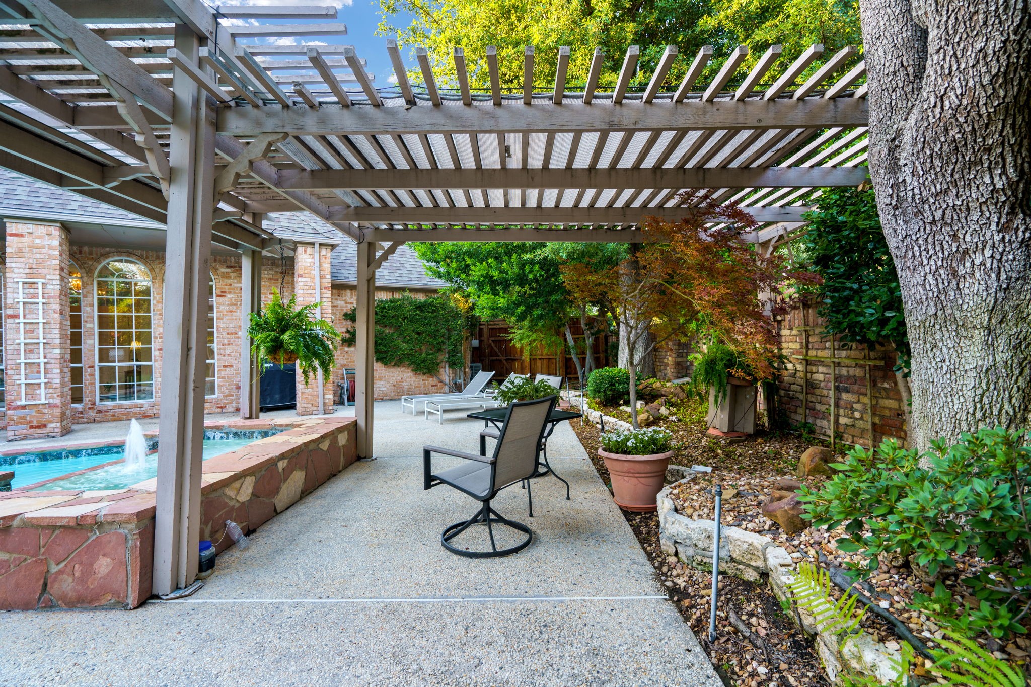 5100 Sunningdale Court