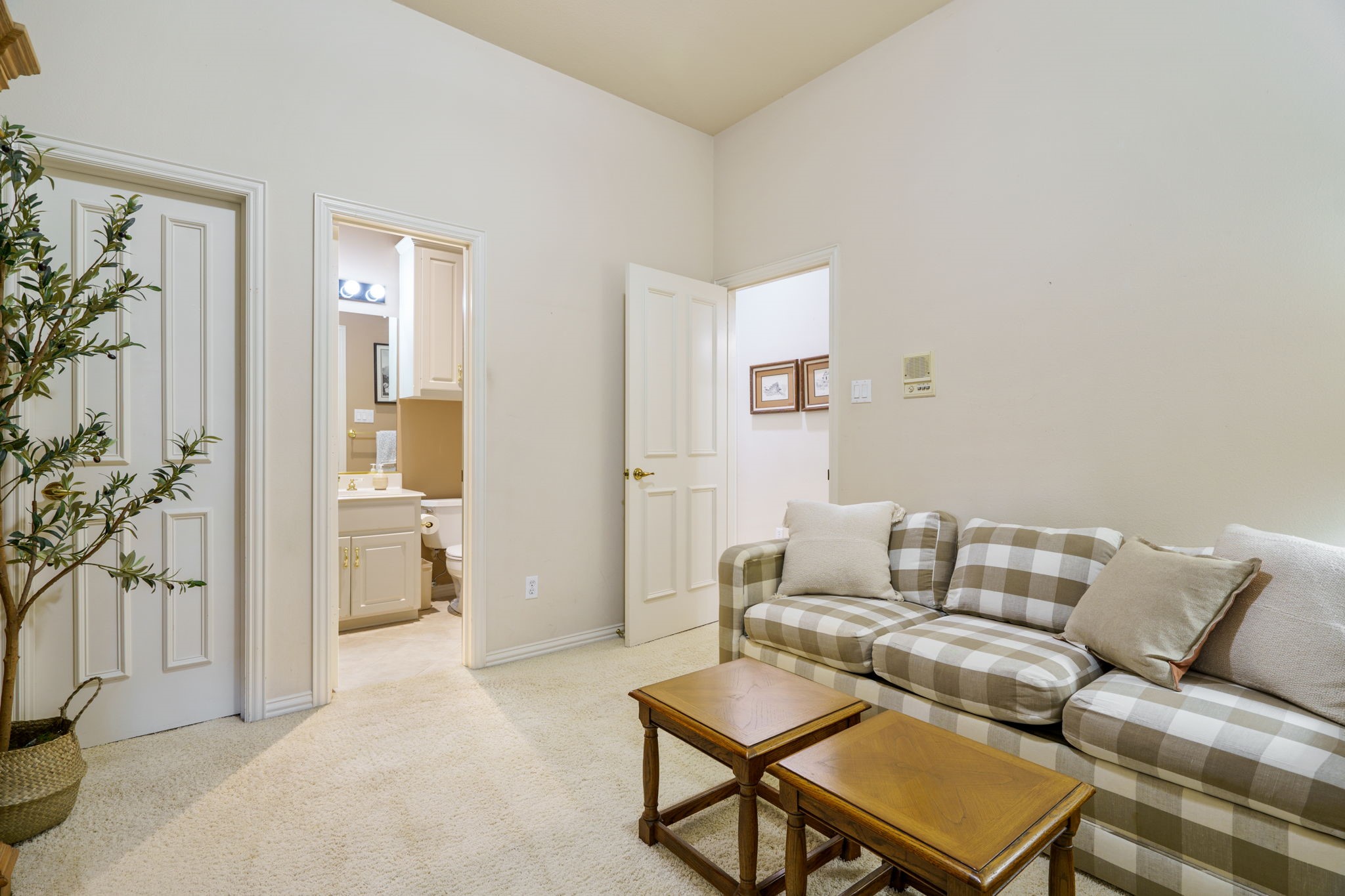 5100 Sunningdale Court
