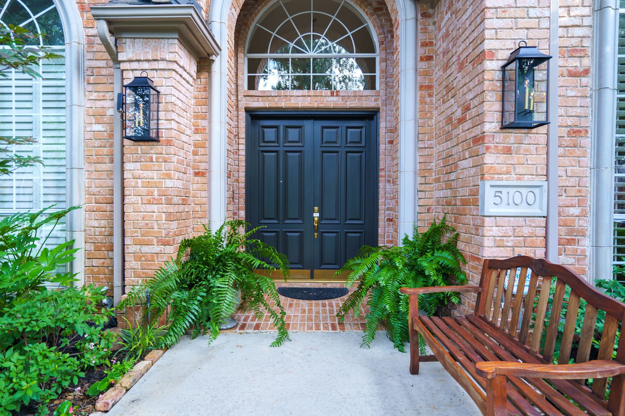 5100 Sunningdale Court