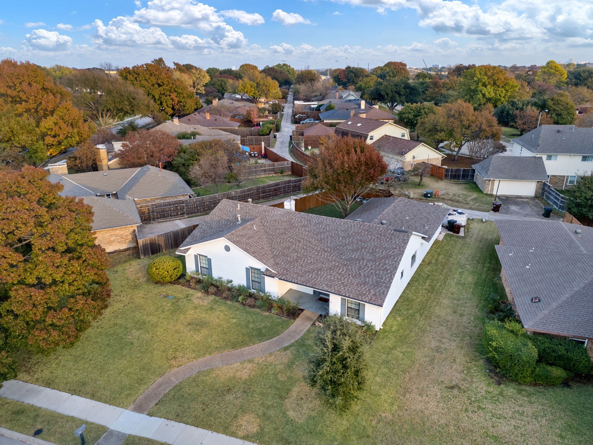 2408 Huntington Drive