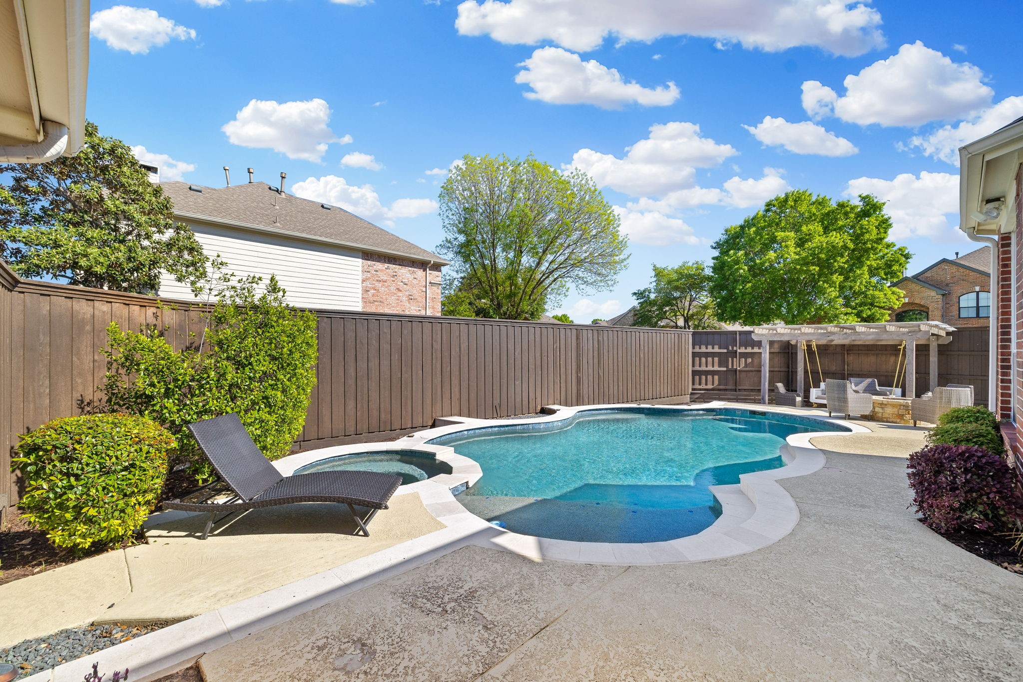 3000 Chippenham Drive