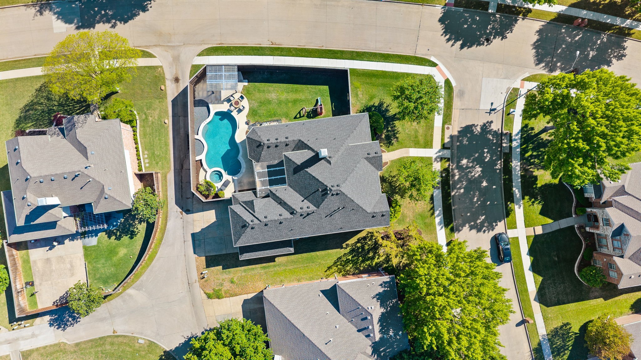 3000 Chippenham Drive