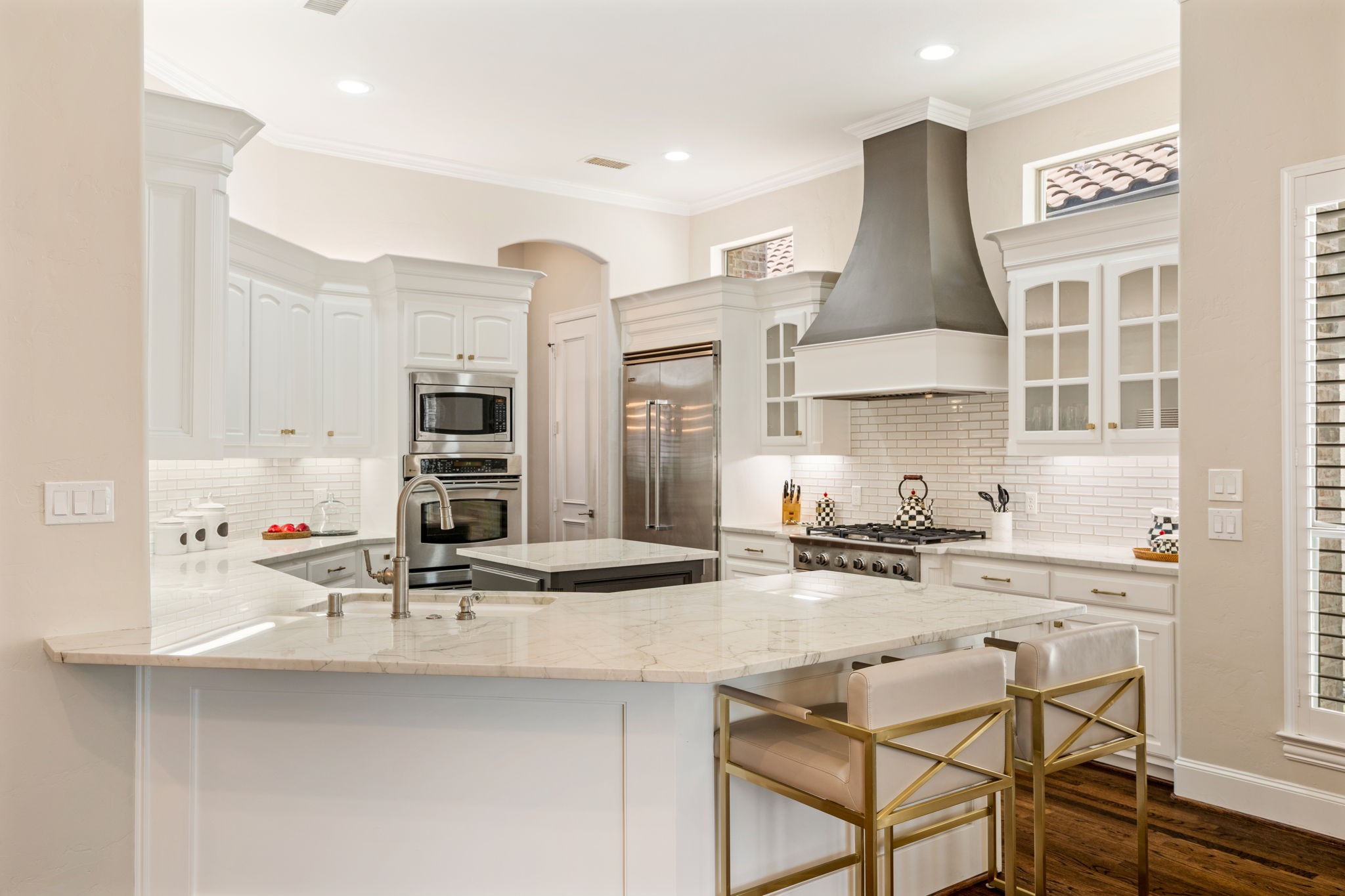 5116 Meadowside Lane