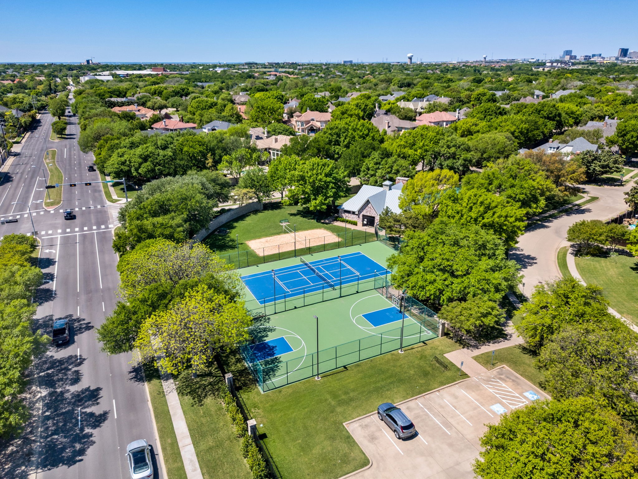 5116 Meadowside Lane
