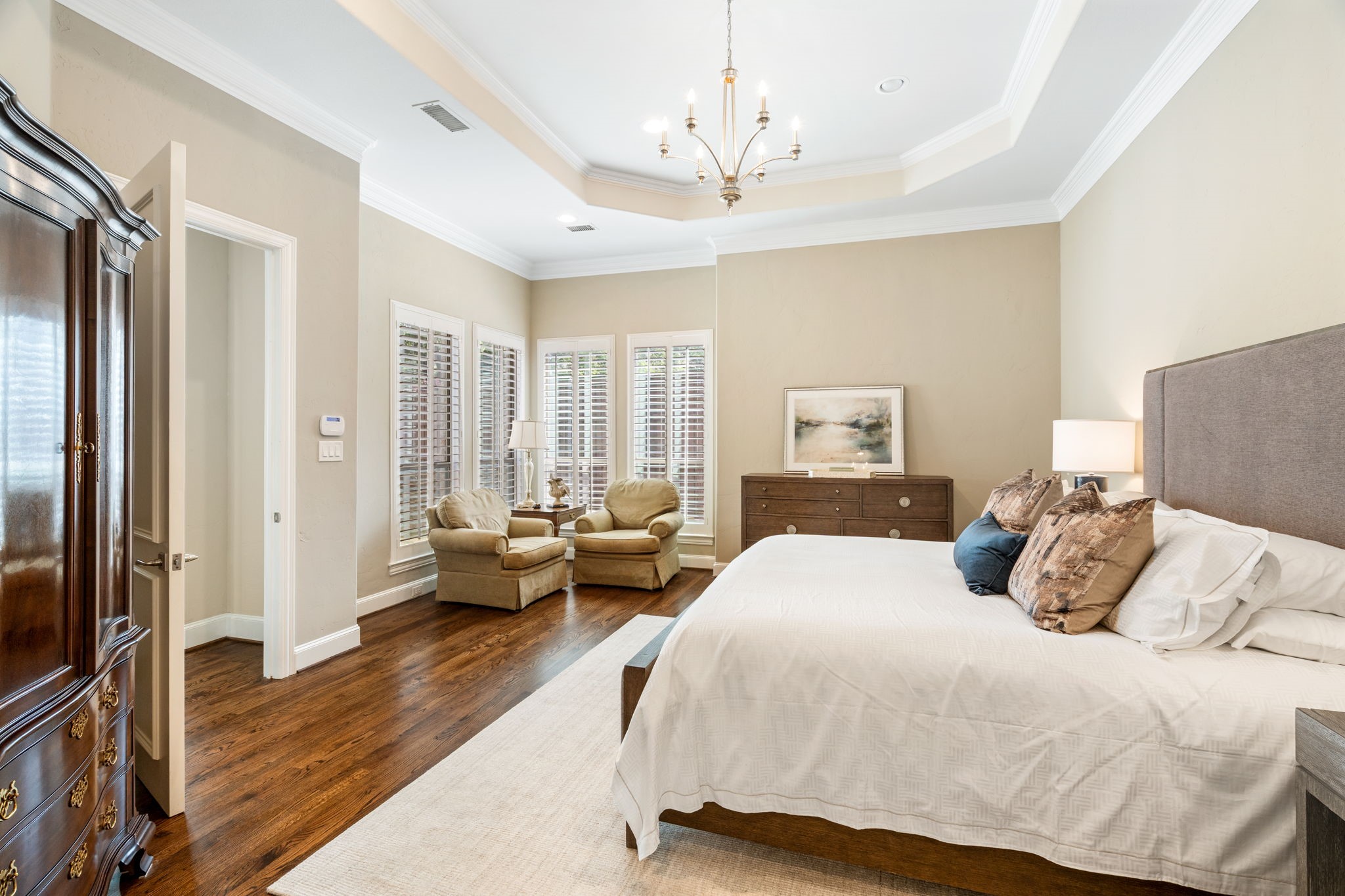 5116 Meadowside Lane