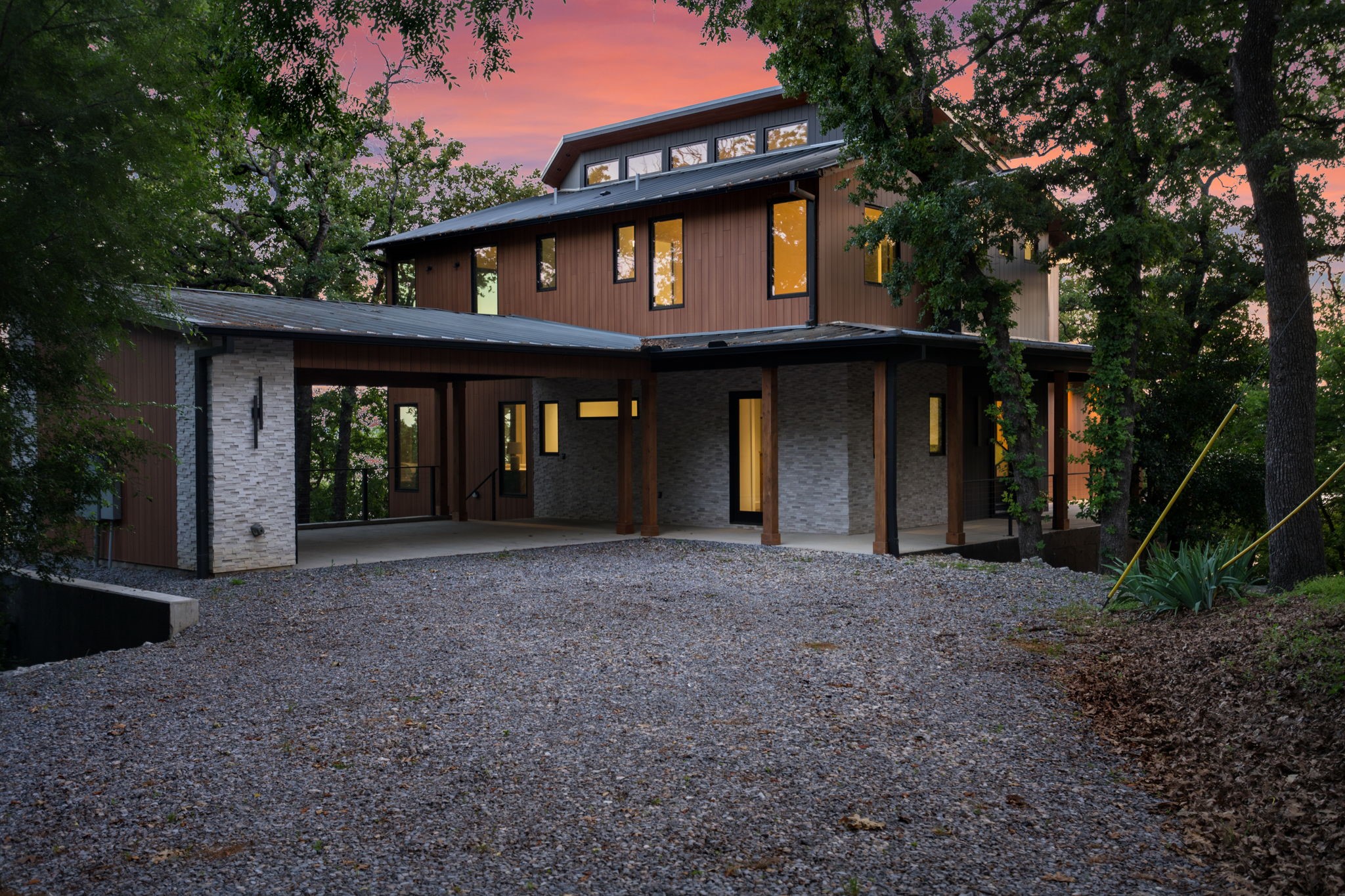 1009 Fox Hollow Lane