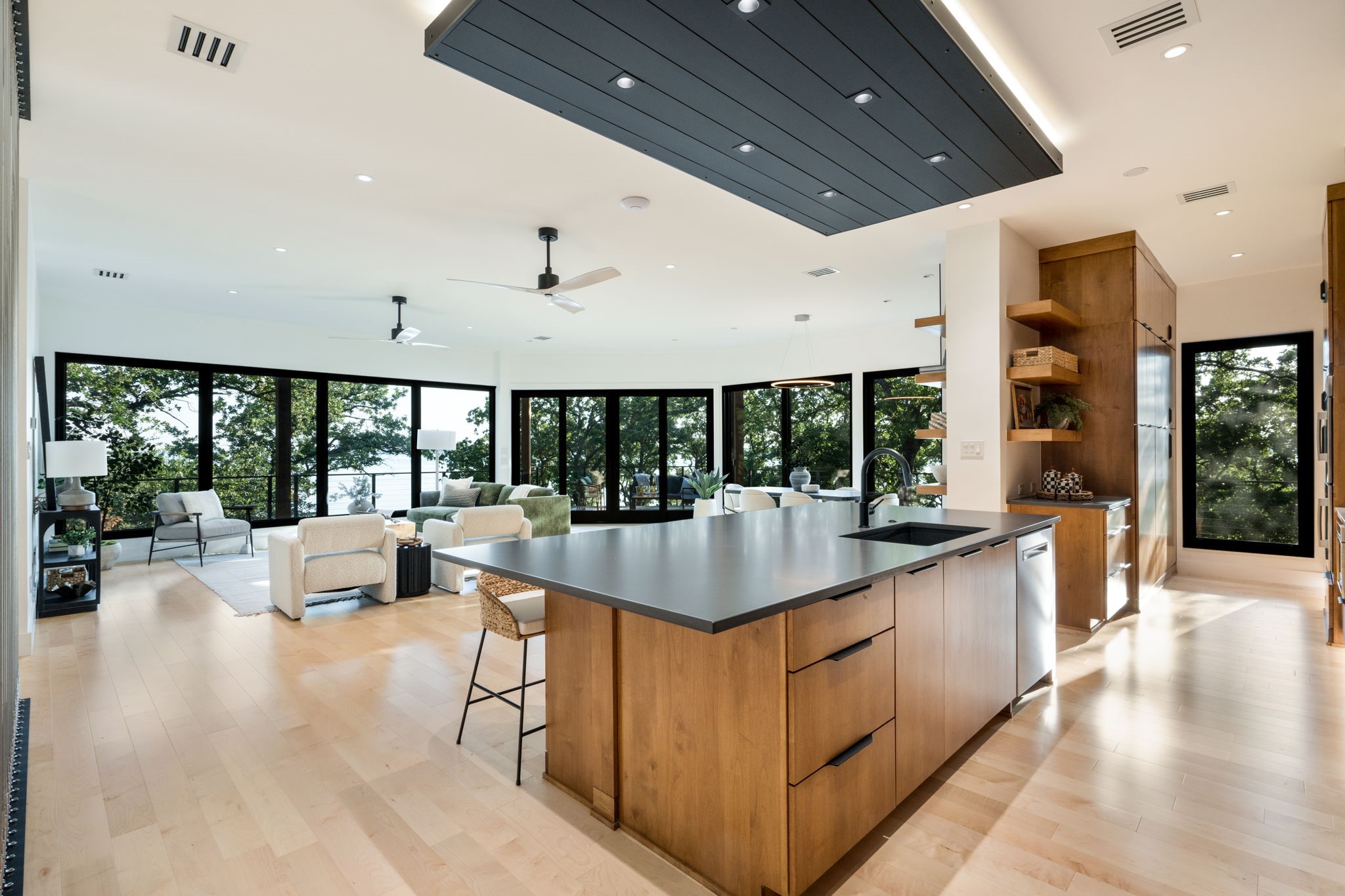 1009 Fox Hollow Lane