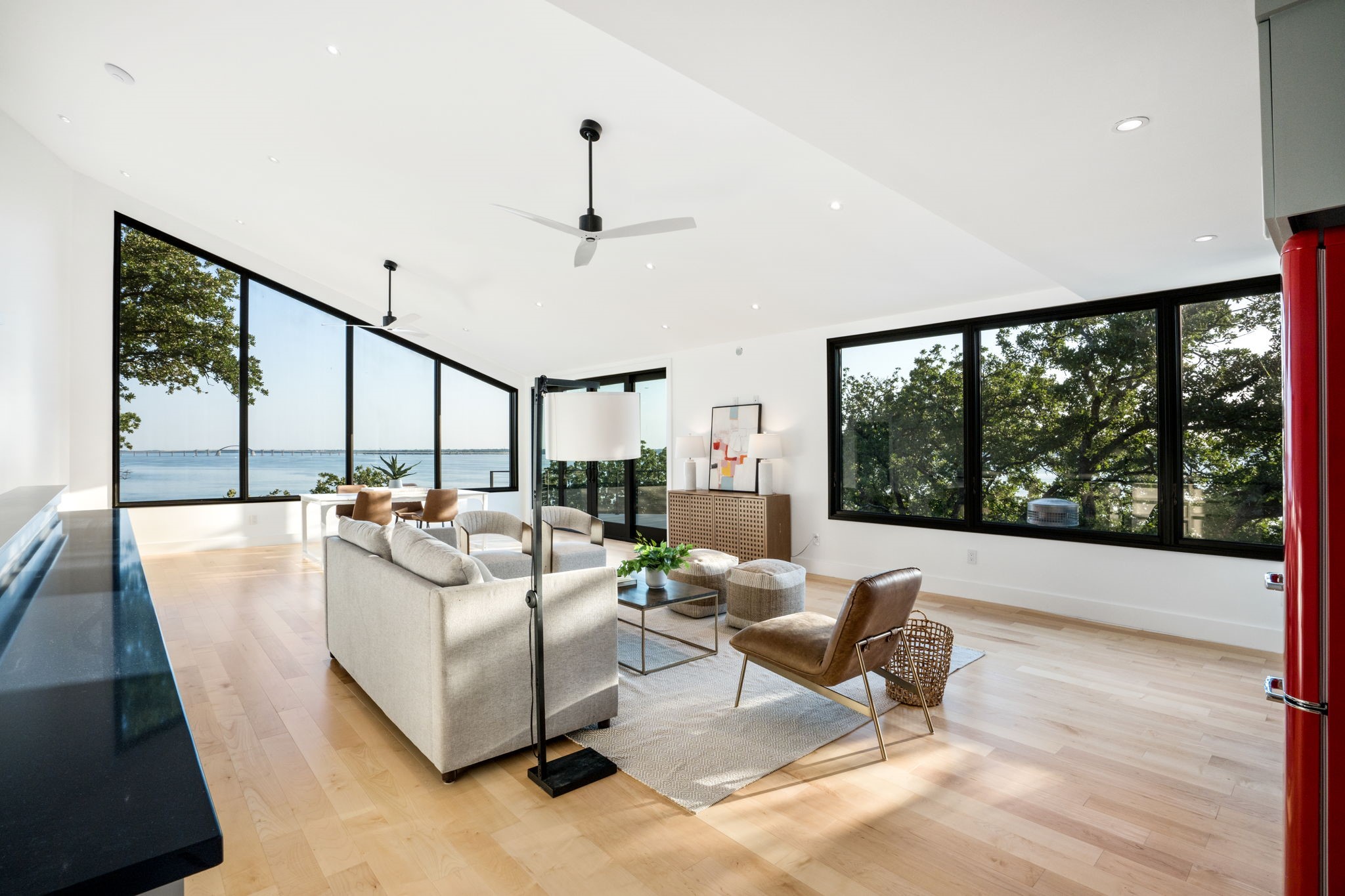 1009 Fox Hollow Lane