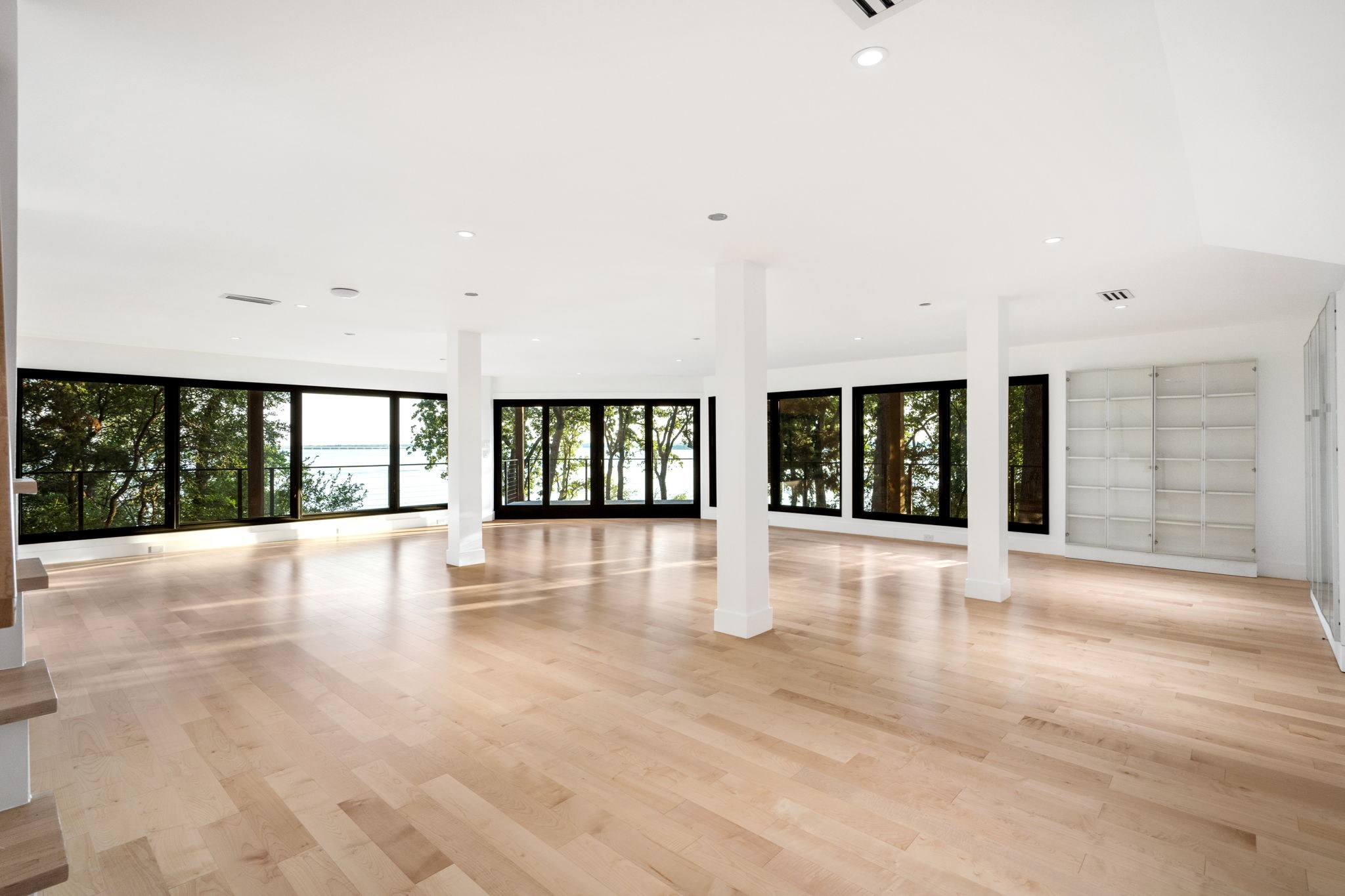 1009 Fox Hollow Lane