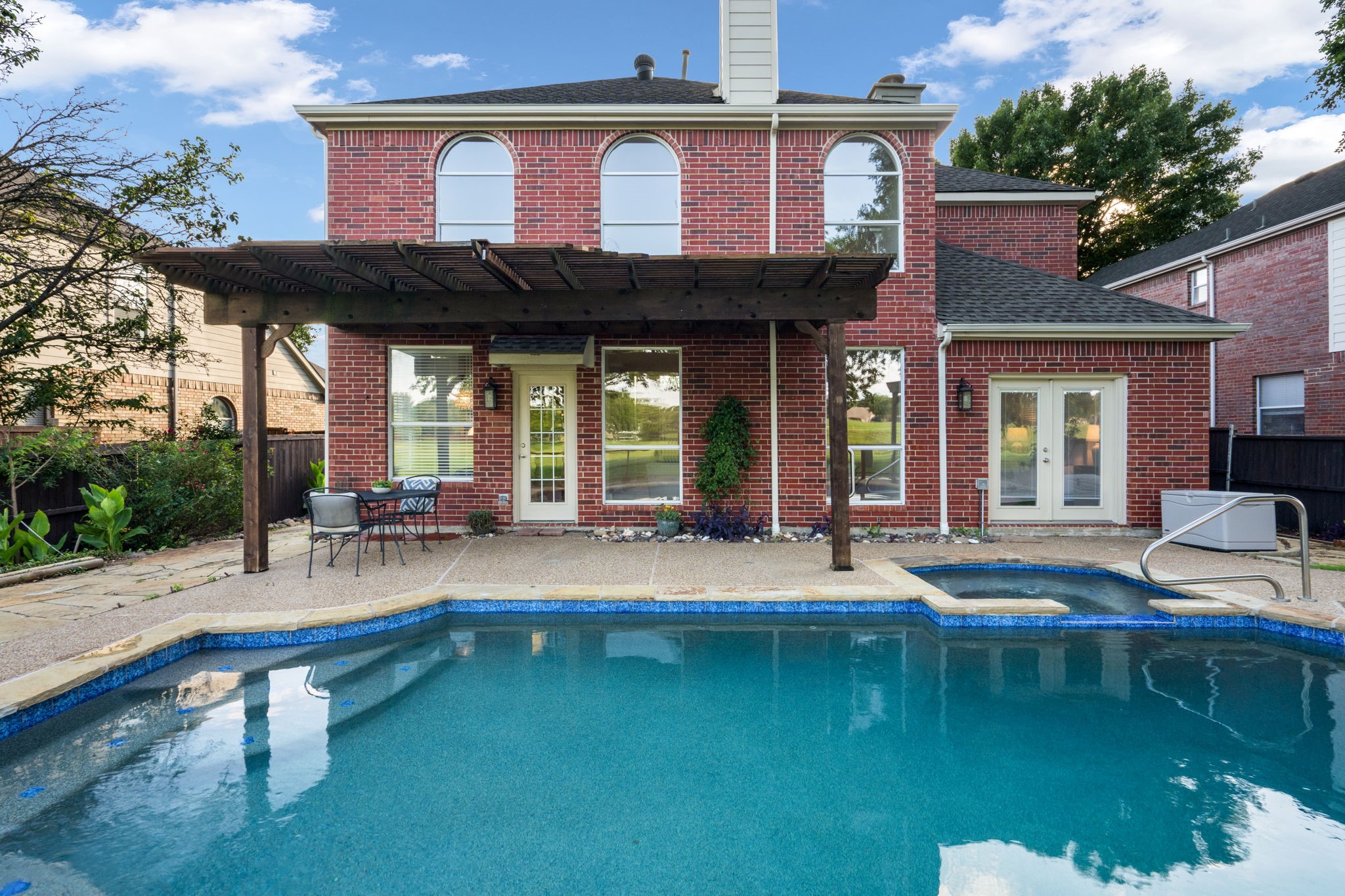 2733 Woodson Drive