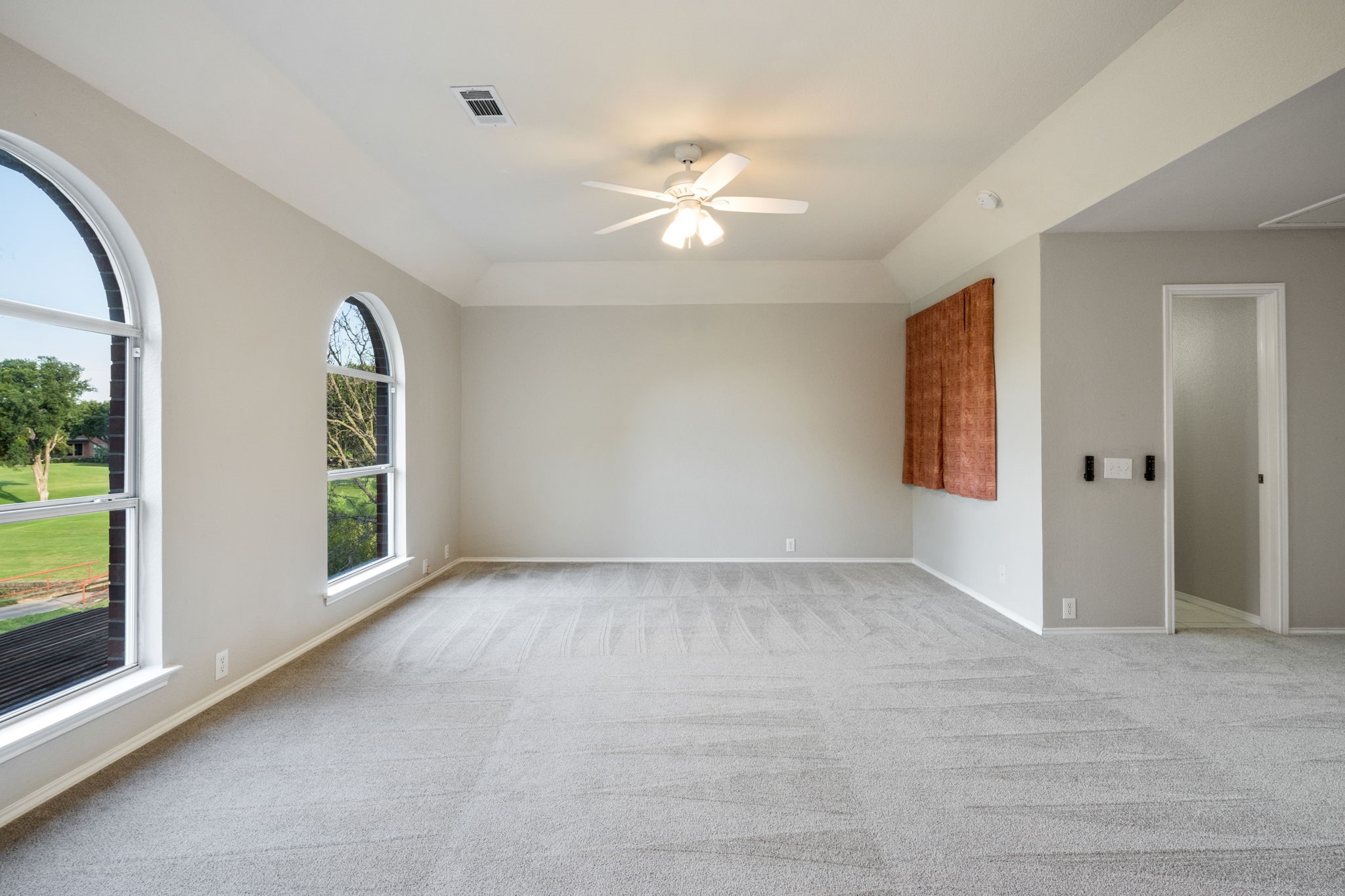 2733 Woodson Drive