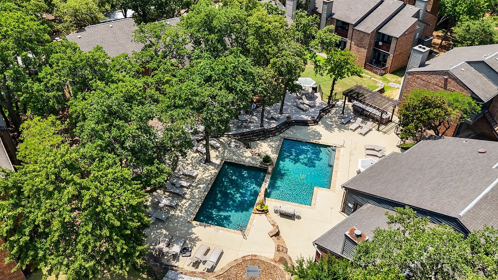 2225 Cameron Crossing
