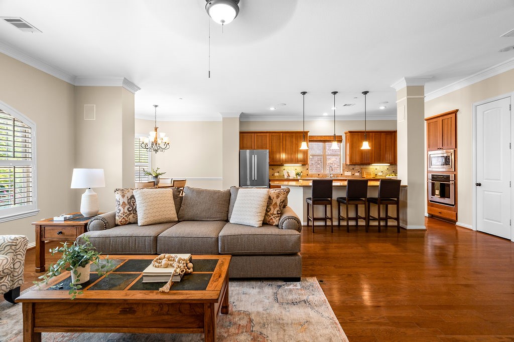 2225 Cameron Crossing