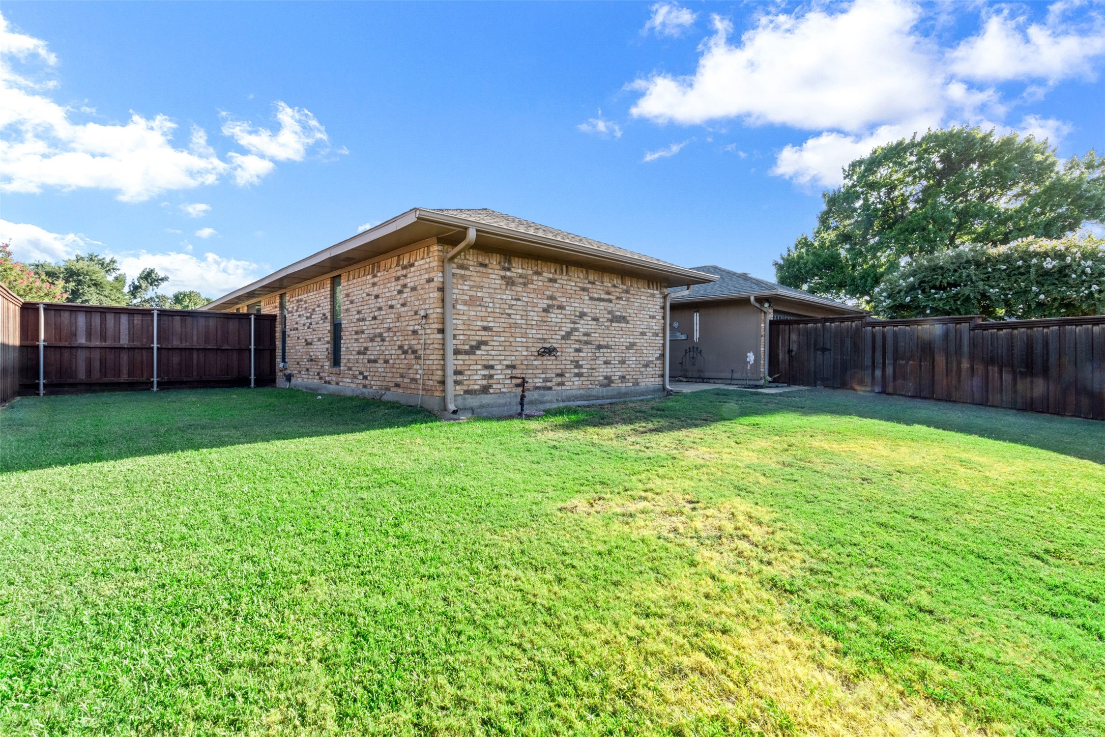2313 Tamarisk Lane