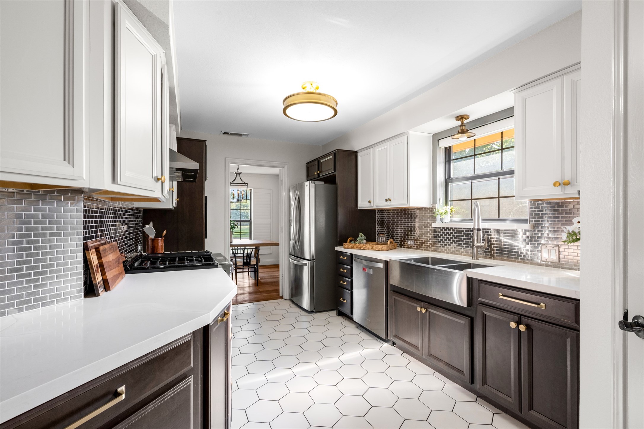 2313 Tamarisk Lane