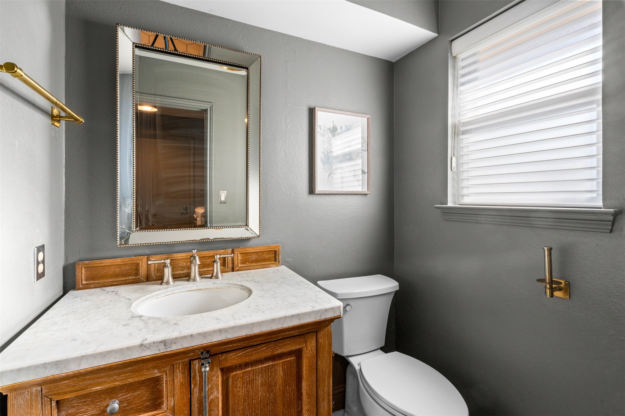 2313 Tamarisk Lane