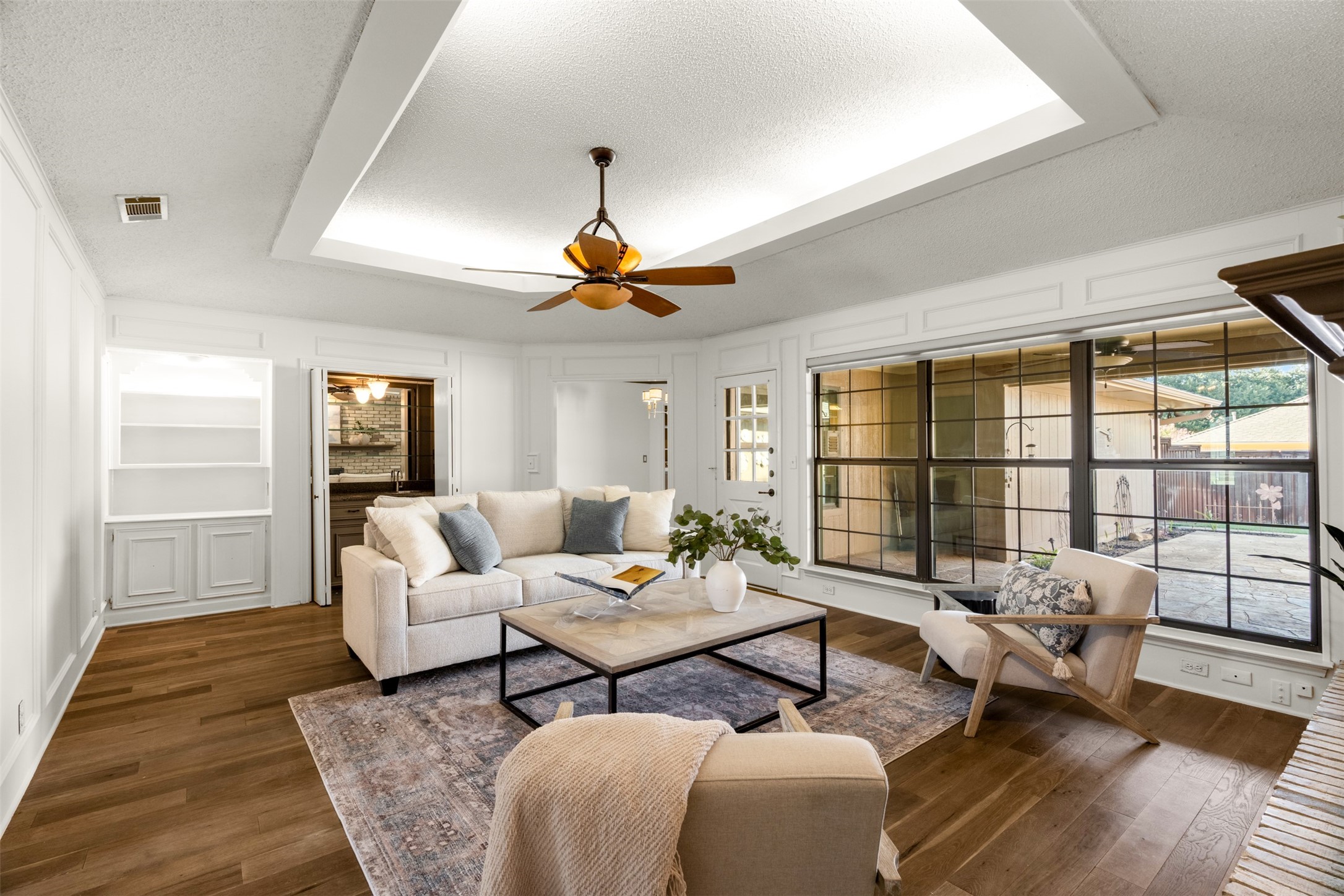 2313 Tamarisk Lane