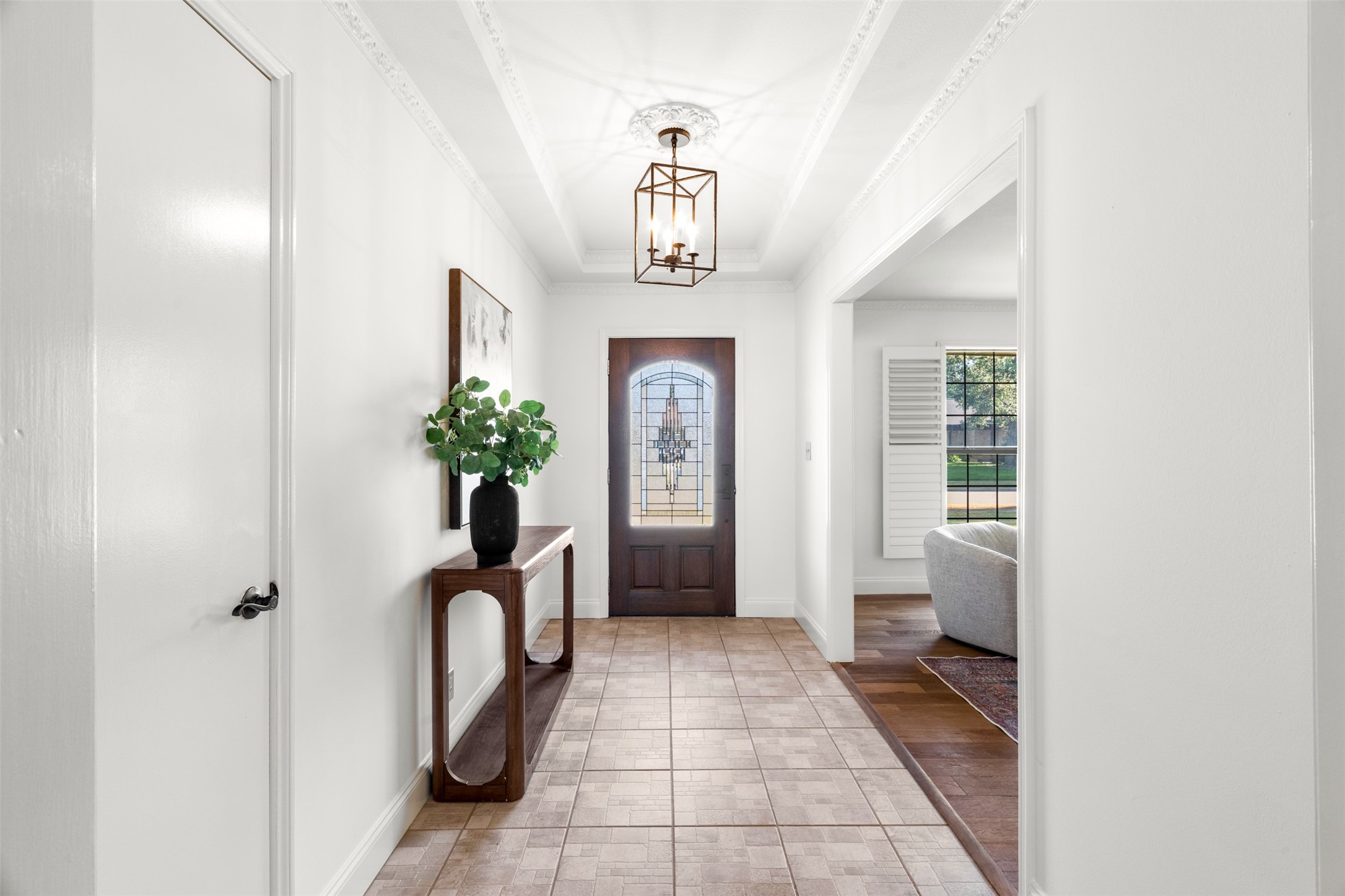 2313 Tamarisk Lane