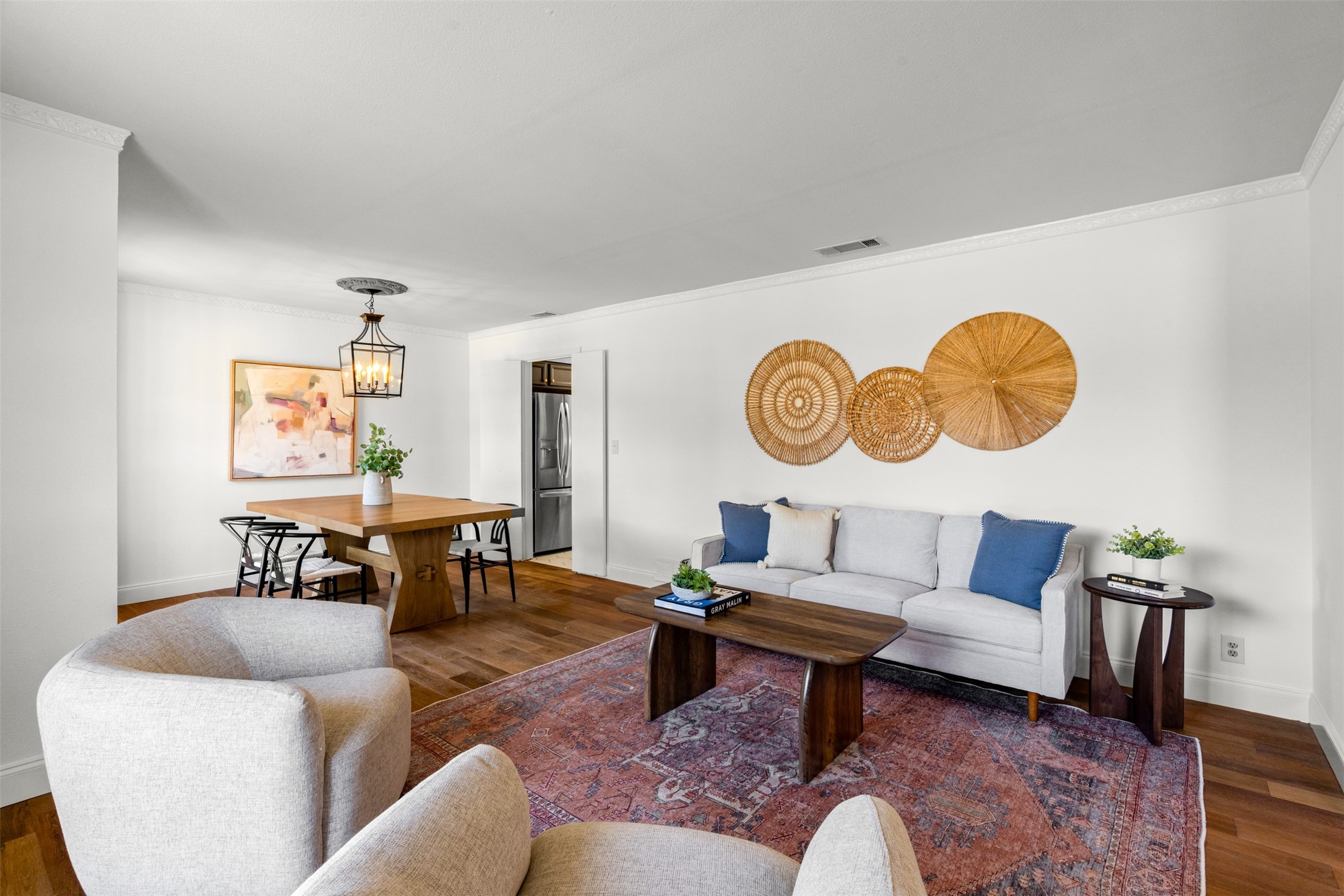 2313 Tamarisk Lane