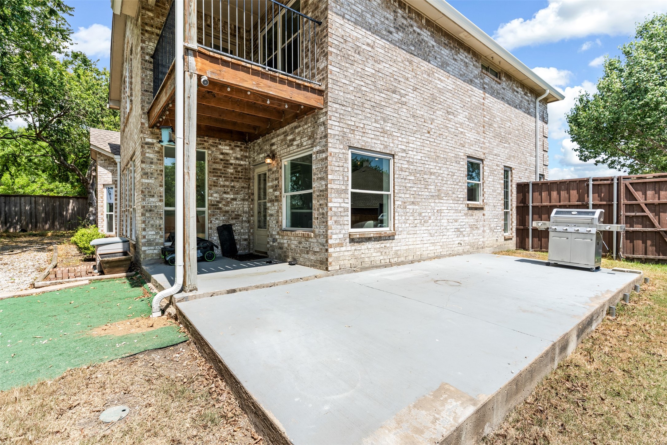 1702 Leander Court