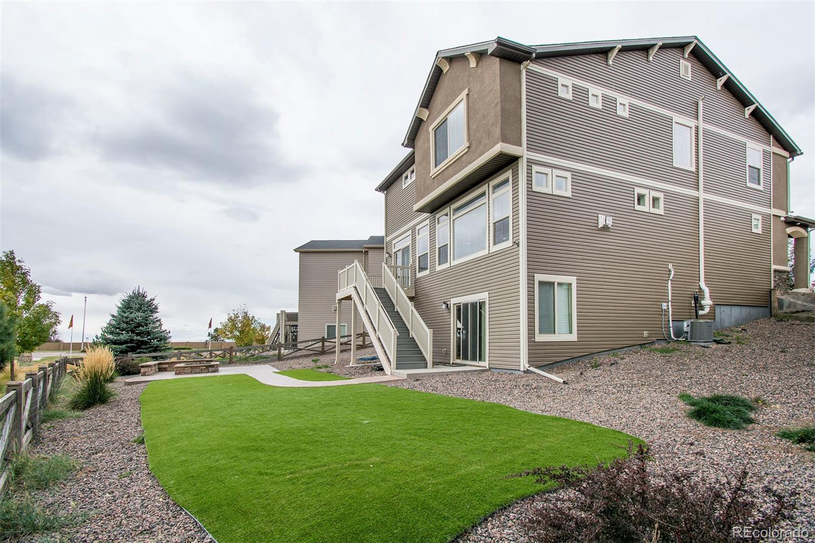 6439 Forest Thorn Court