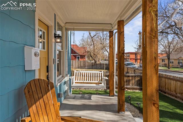 2112 W Pikes Peak Avenue