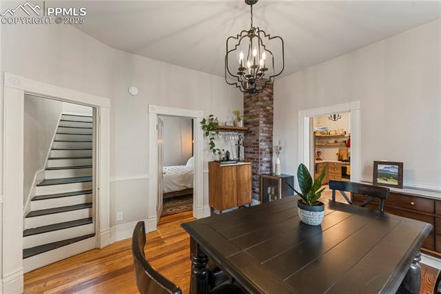 2112 W Pikes Peak Avenue