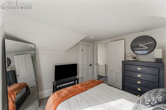 2112 W Pikes Peak Avenue