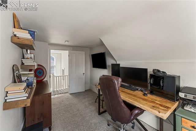 2112 W Pikes Peak Avenue