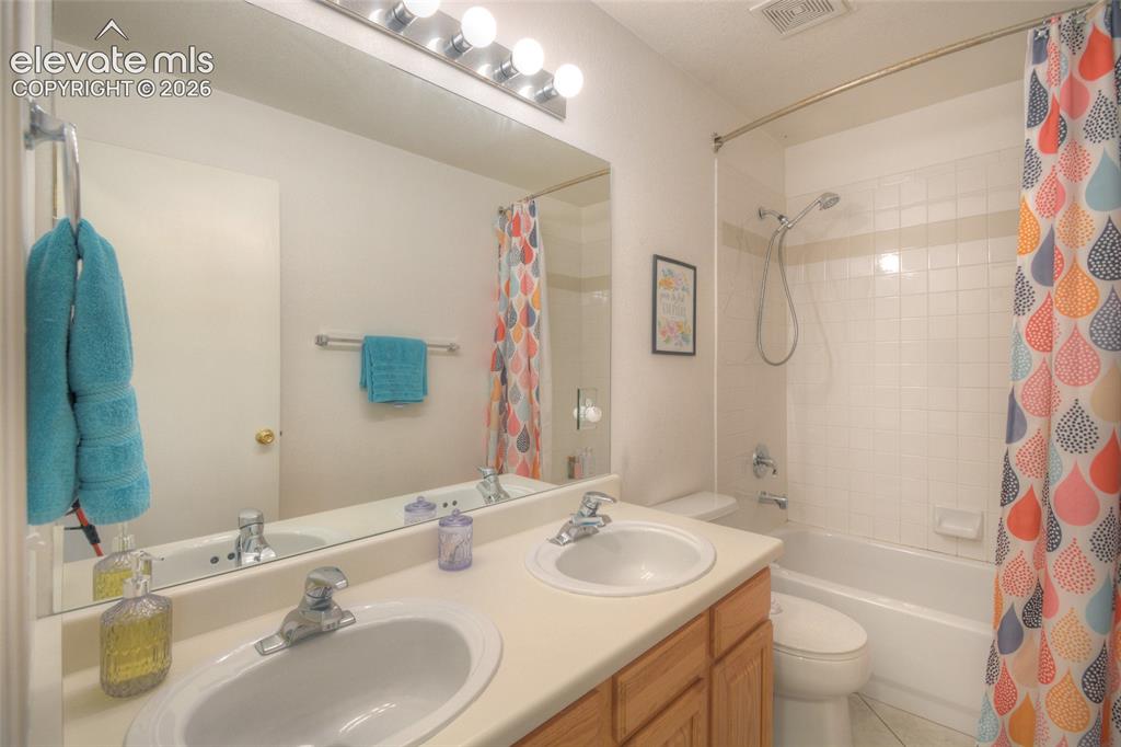 17085 Foxcross Drive