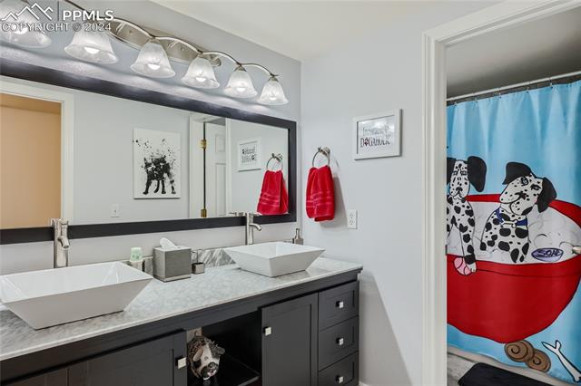 8360 Old Exchange Drive