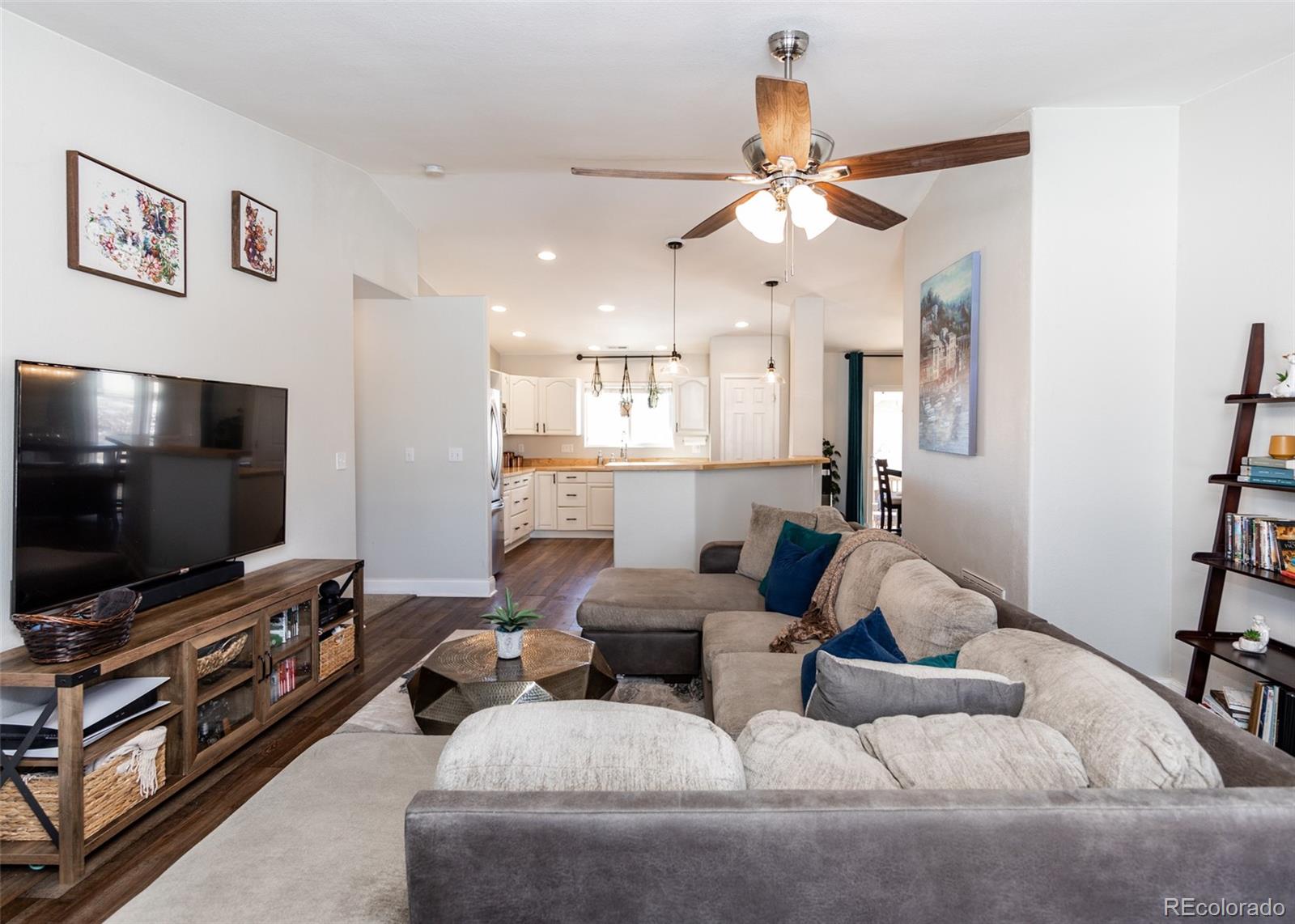 1406 Leigh Lane