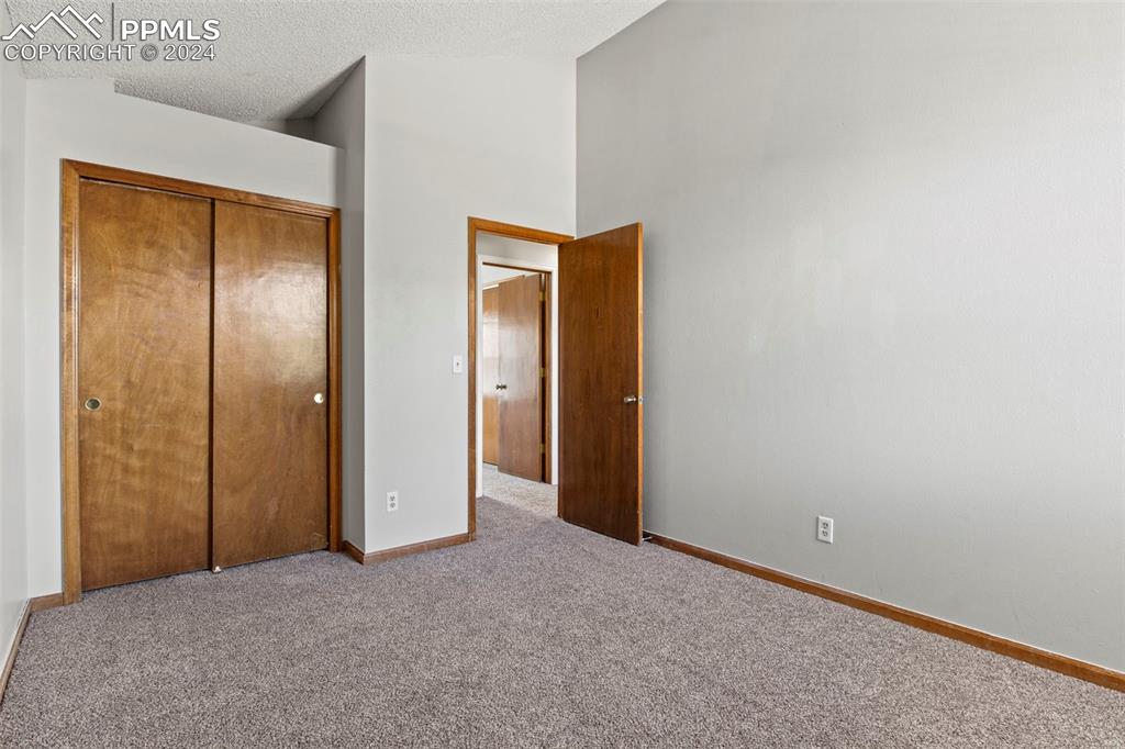8560 Pepperridge Drive