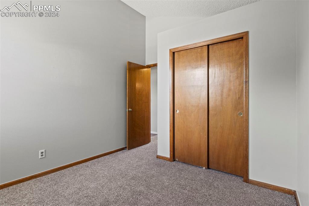 8560 Pepperridge Drive