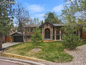 15 Newport Circle