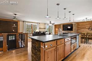 15 Newport Circle