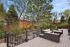 15 Newport Circle