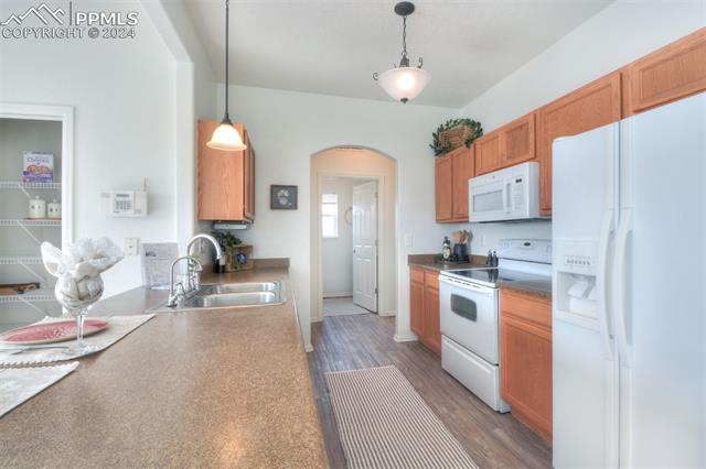 7403 Wind Haven Trail