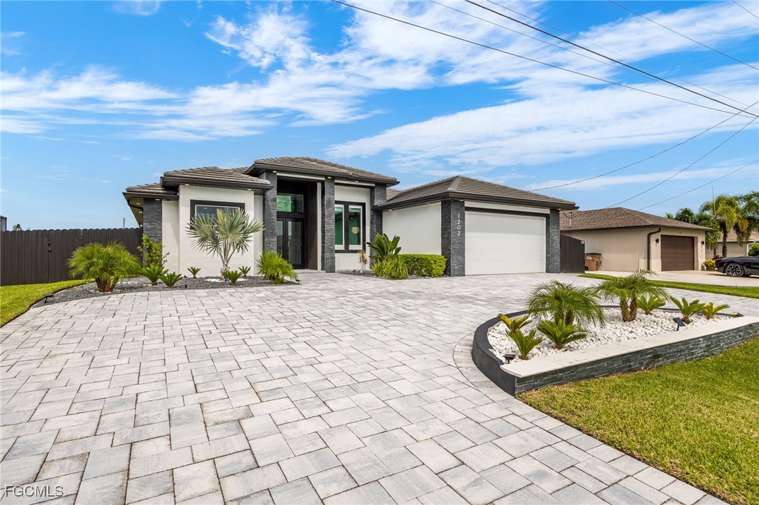 1202 SW 11th PL