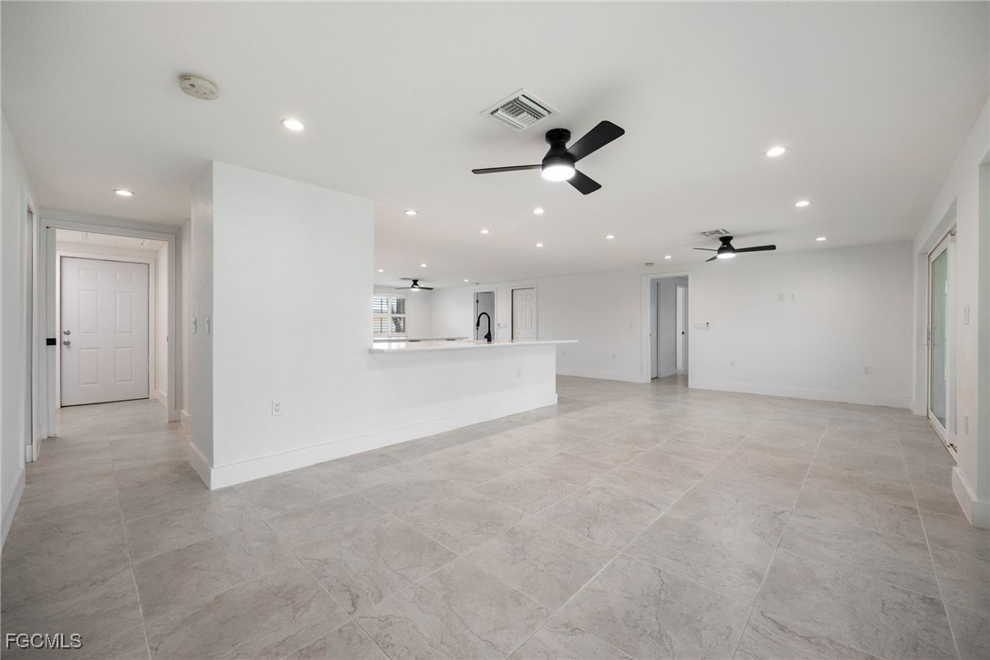 1464 Deer Creek DR
