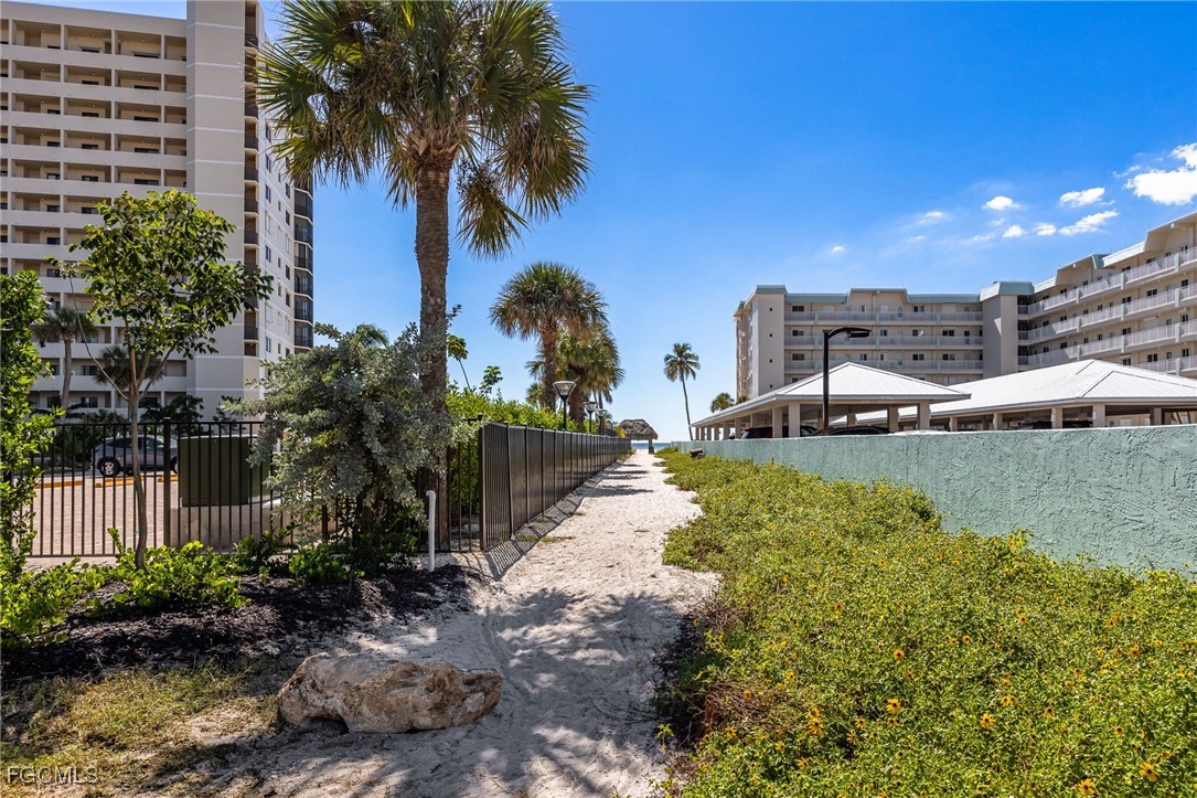 4511 Bay Beach LN 315