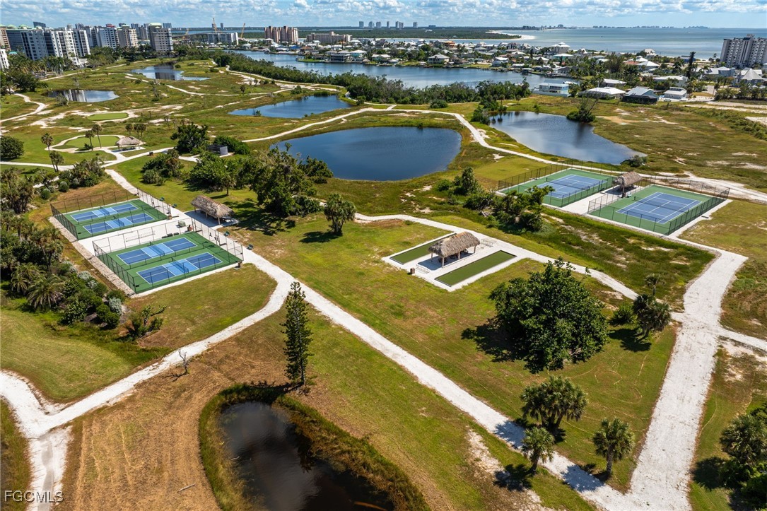 4511 Bay Beach LN 315