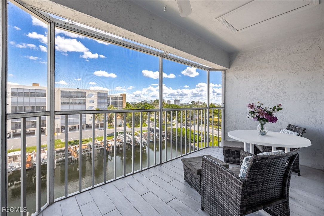 4511 Bay Beach LN 315